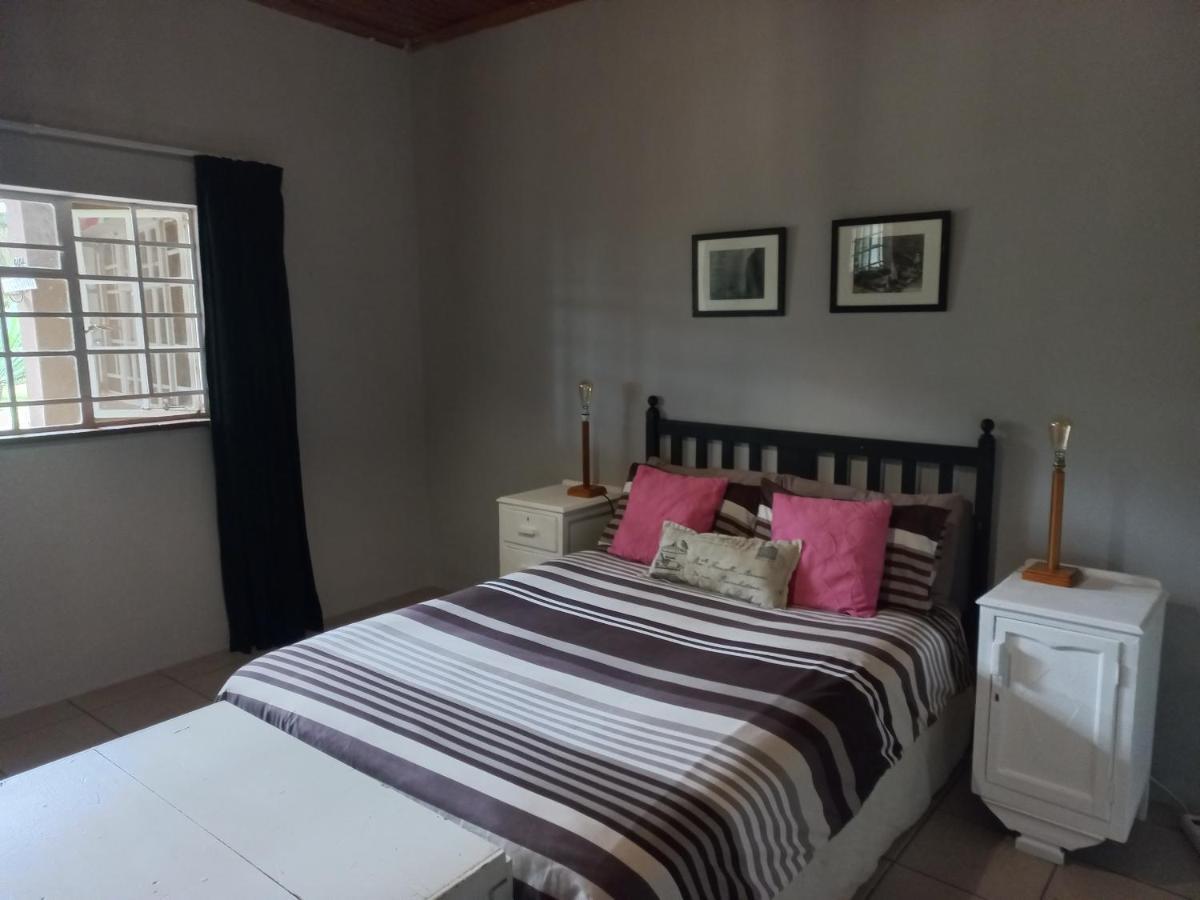 Orange Elephant Backpackers Hostel Addo Exterior foto